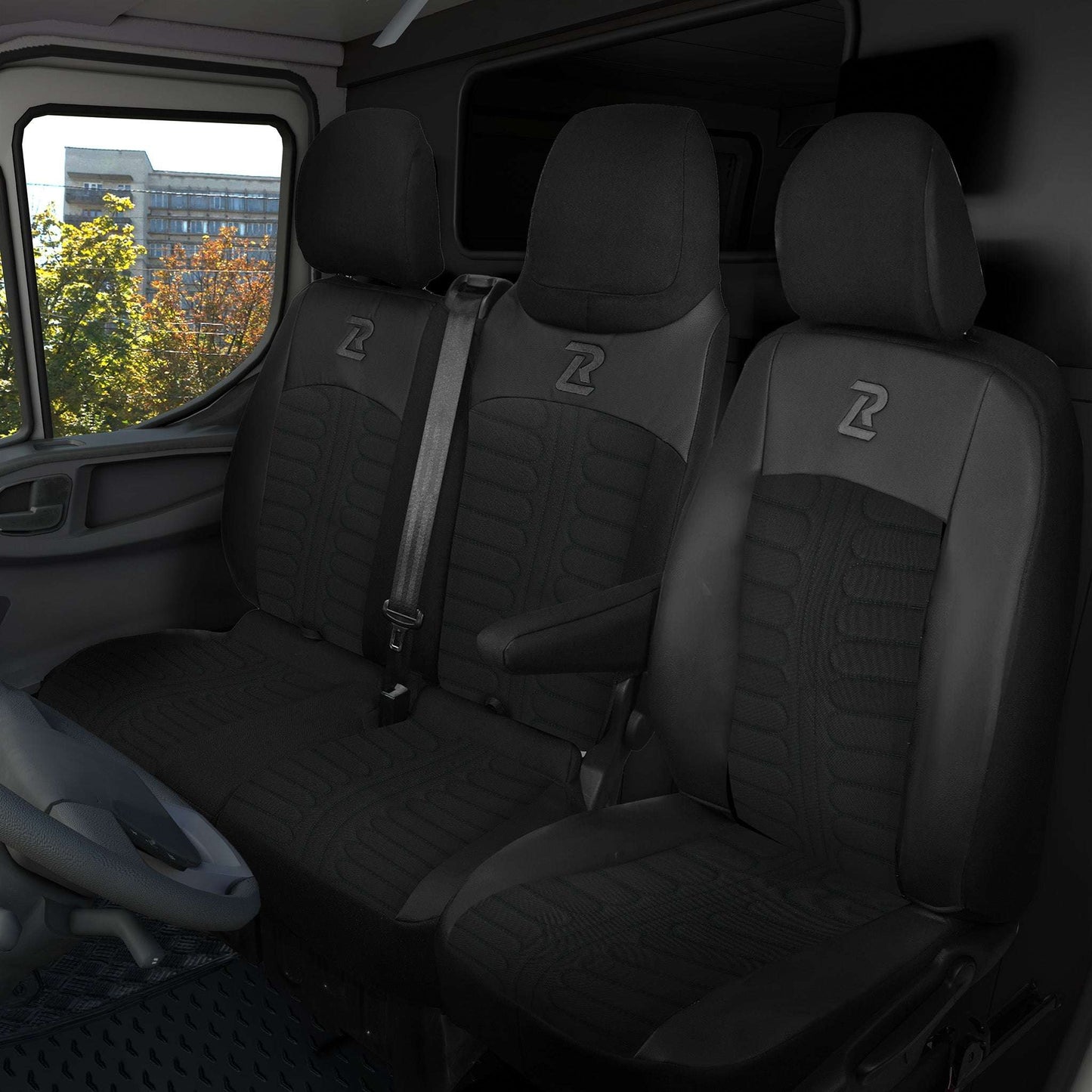 Pokrowce na fotele TORNADO Renault Trafic 3, Opel Vivaro B, Fiat Talento, Nissan NV300 1+2 (Kanapa z fotelem lotniczym, siedzisko dzielone) - Czarno czarne