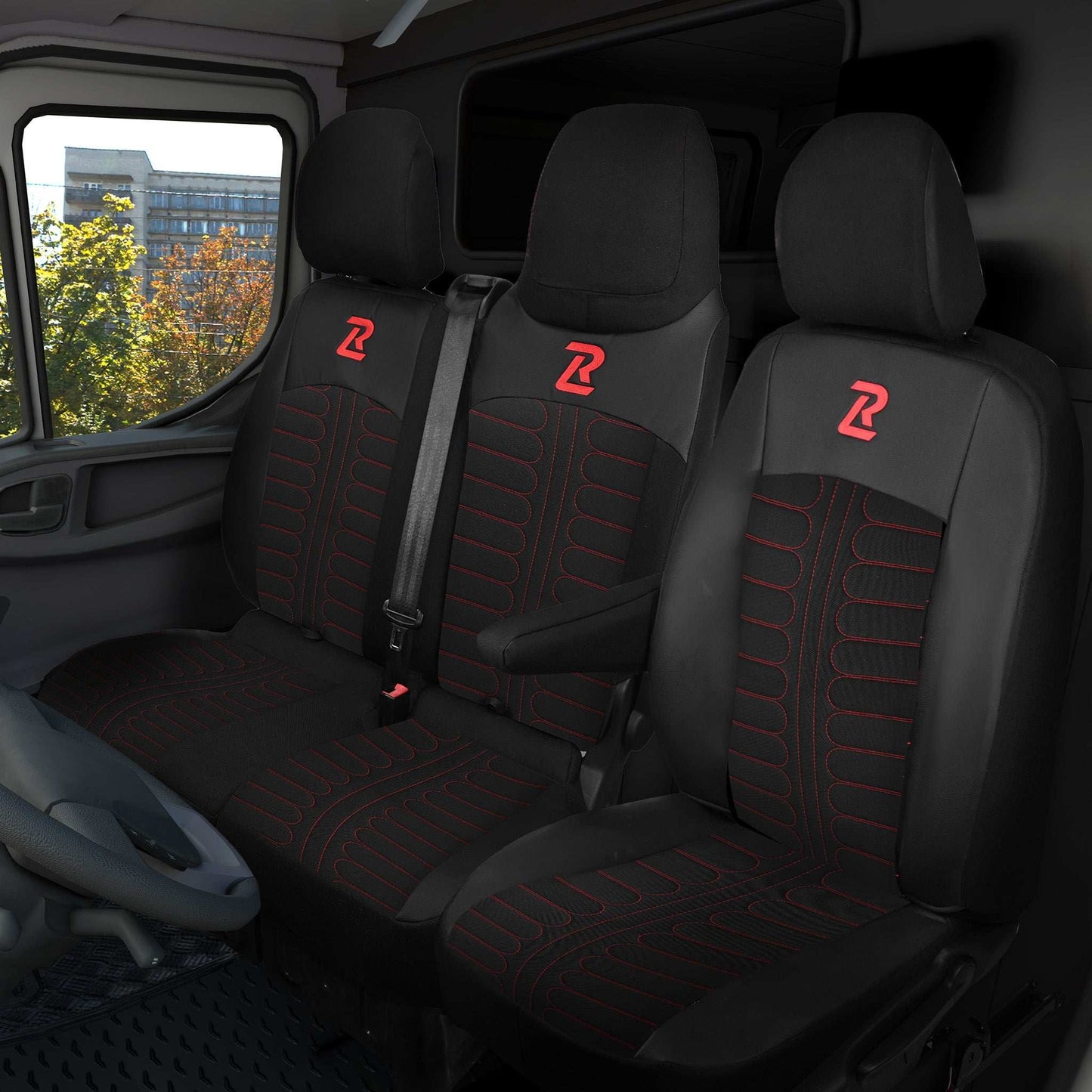Pokrowce na fotele TORNADO Renault Trafic 3, Opel Vivaro B, Fiat Talento, Nissan NV300 1+2 (Kanapa z fotelem lotniczym, siedzisko dzielone) - Czarno czerwone