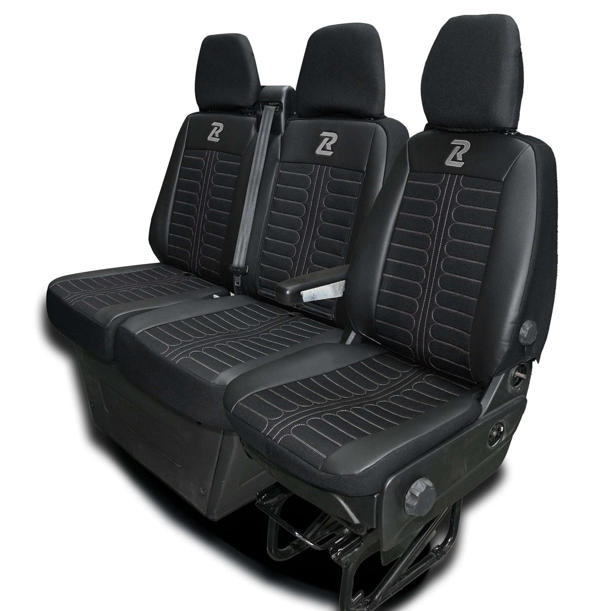 Pokrowce na fotele TORNADO Iveco Daily od 2014 1+2 - Czarno szary