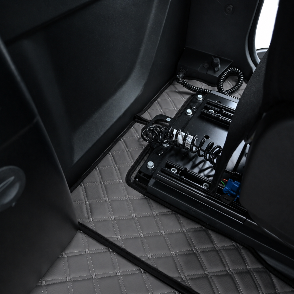 DYWAN ROYAL IVECO S-WAY od 2024 automat + cokoły SZARY SABA