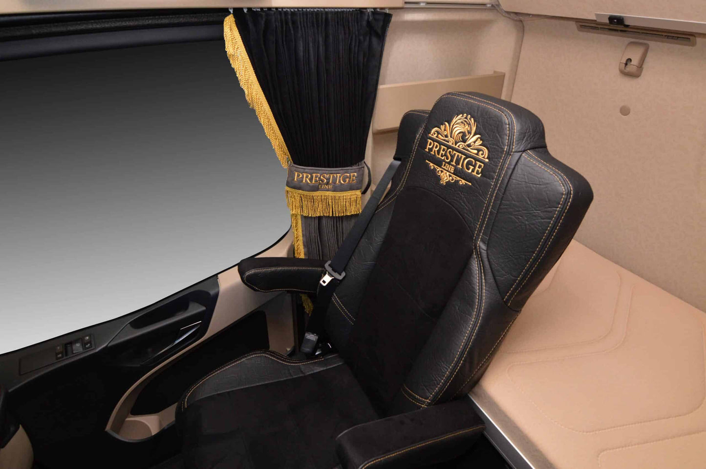 Pokrowce na fotele PRESTIGE-LINE Mercedes Actros MP4 od 2011, MP5 od 2019 fotel pasażera nieamortyzowany CZARNY SABA