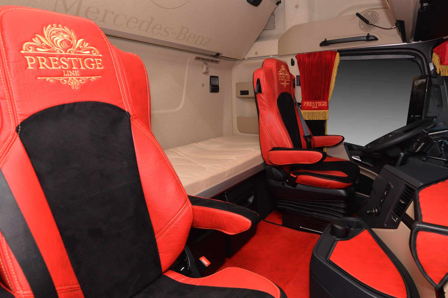 Pokrowce na fotele PRESTIGE-LINE Mercedes Actros MP4 od 2011, MP5 od 2019 fotel pasażera amortyzowany CZERWONY SABA
