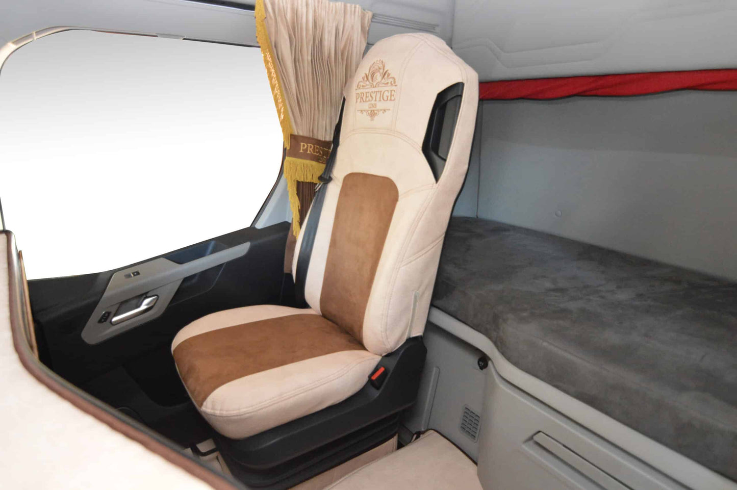 Pokrowce na fotele PRESTIGE-LINE Ford F-MAX od 2018 2 pasy BEŻ SABA