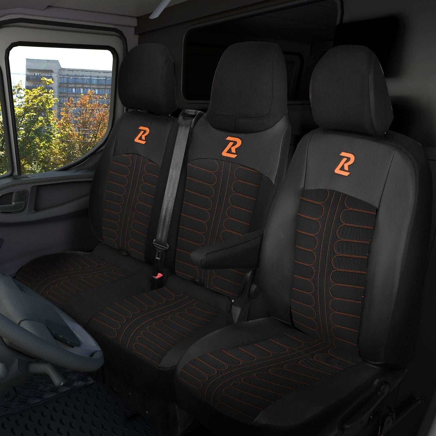Pokrowce na fotele TORNADO Renault Trafic 3, Opel Vivaro B, Fiat Talento, Nissan NV300 1+2 (Kanapa z fotelem lotniczym, siedzisko dzielone) - Czarno pomarańczowe 