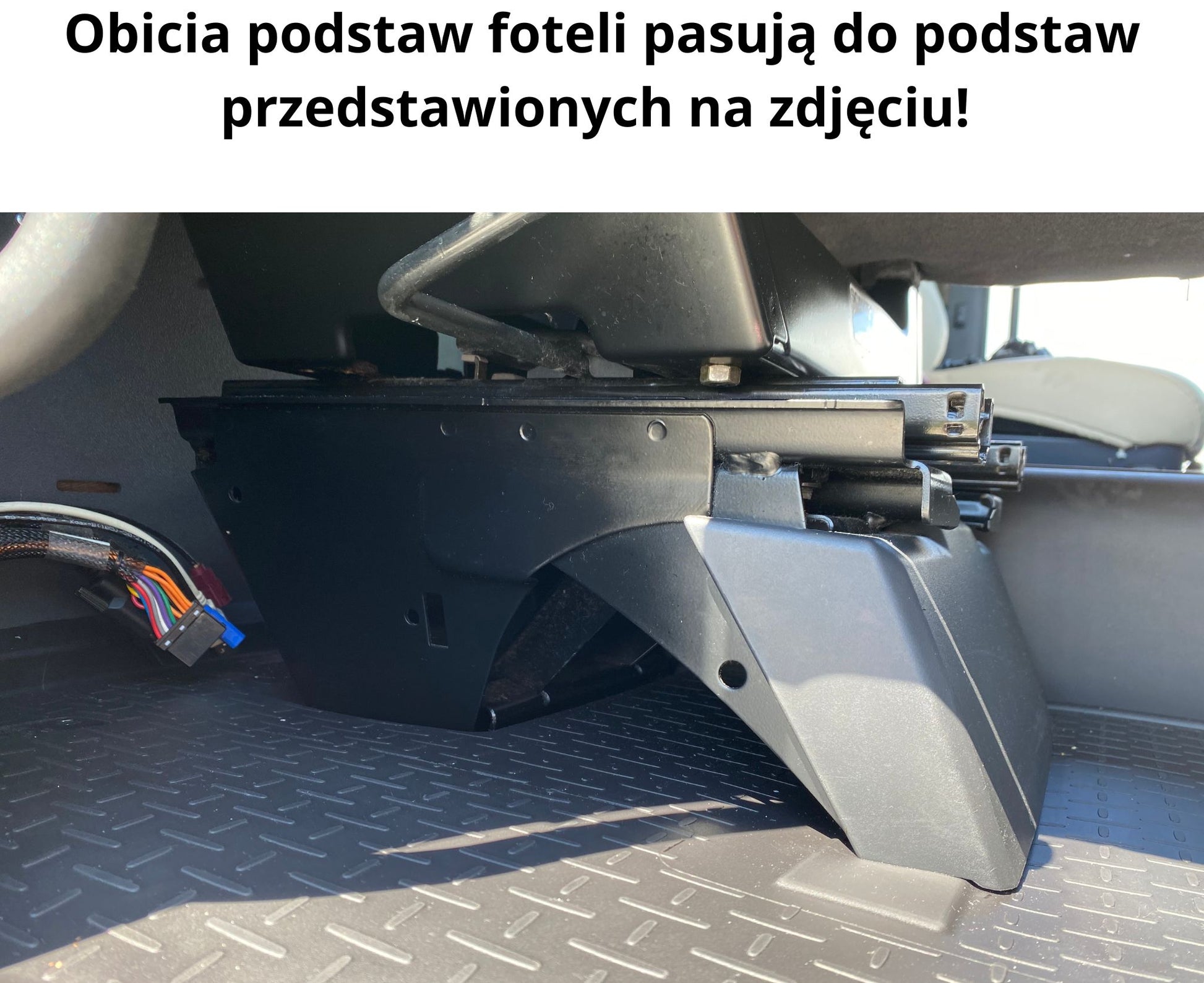 Obicia podstaw foteli/cokoły PRESTIGE-LINE SCANIA seria R od 2013-2017 fotel pasażera nieamortyzowany SZARY SABA